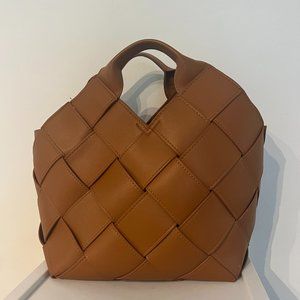 Leather purse, brown